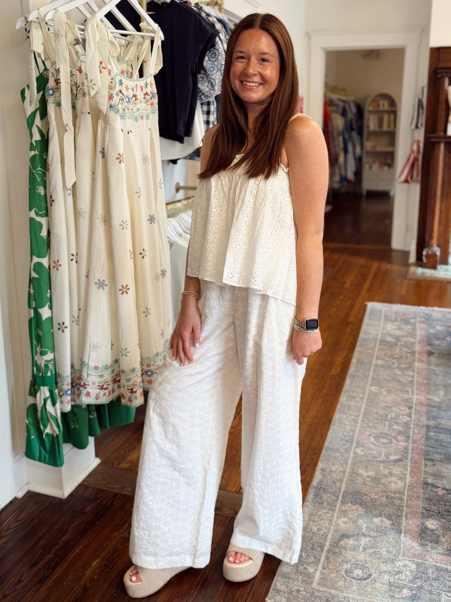 Everyday Eyelet Set - White