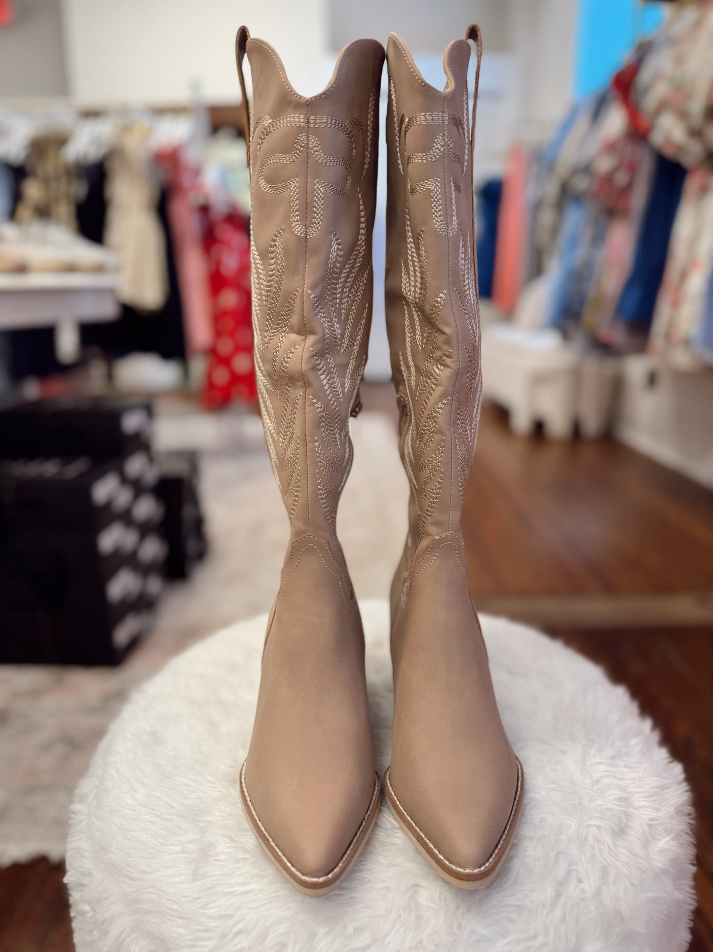 The Samara Cedar Wood Boot