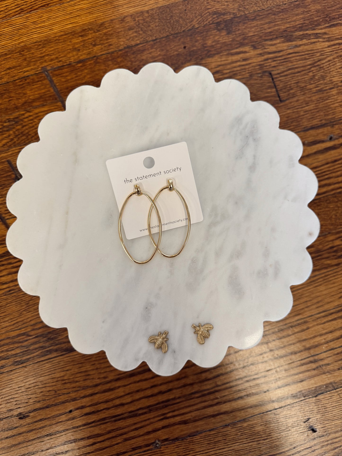 Gold Oval Cutout Earrings