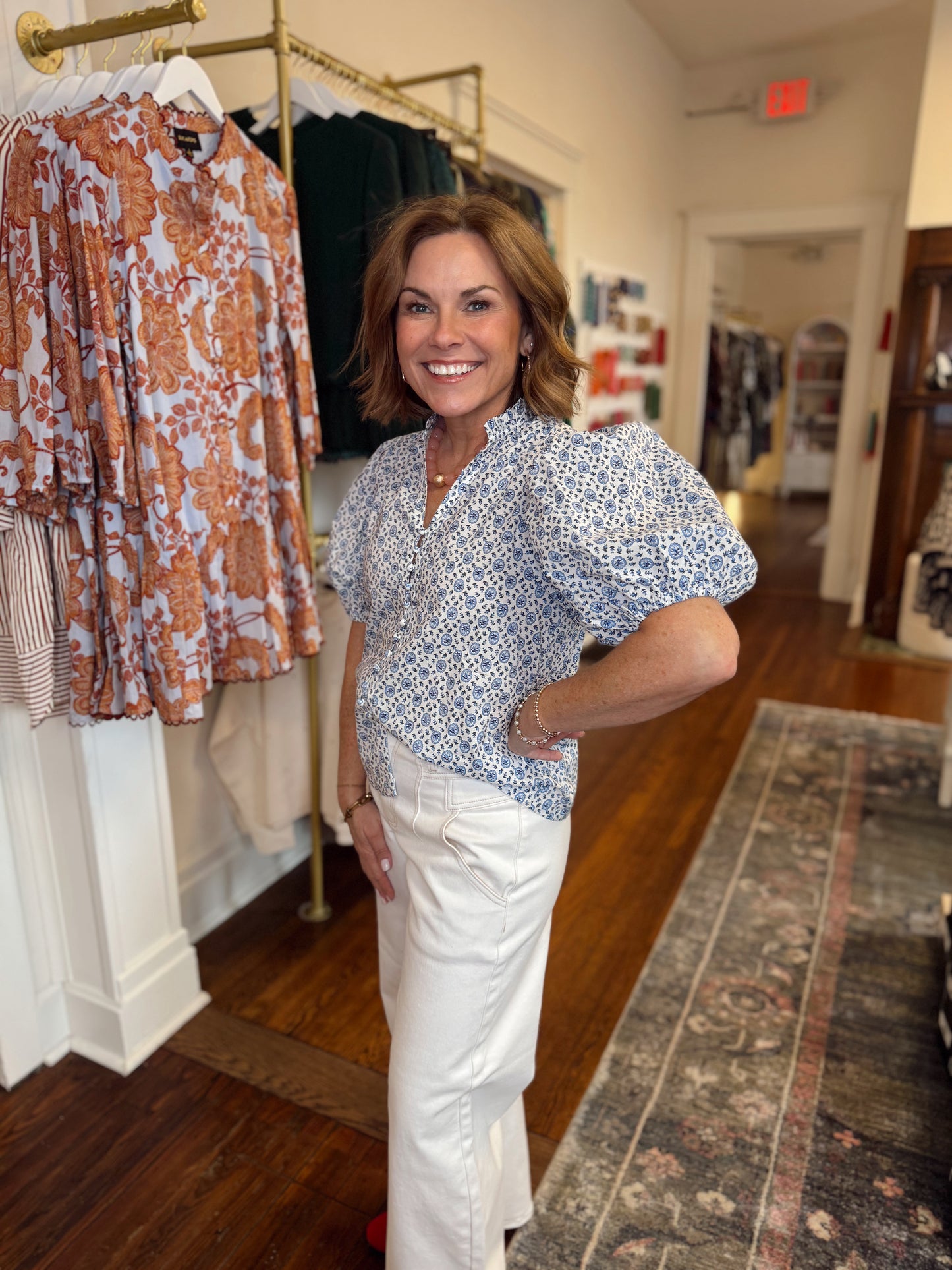 Hallie Floral Button Down Top - White/Blue