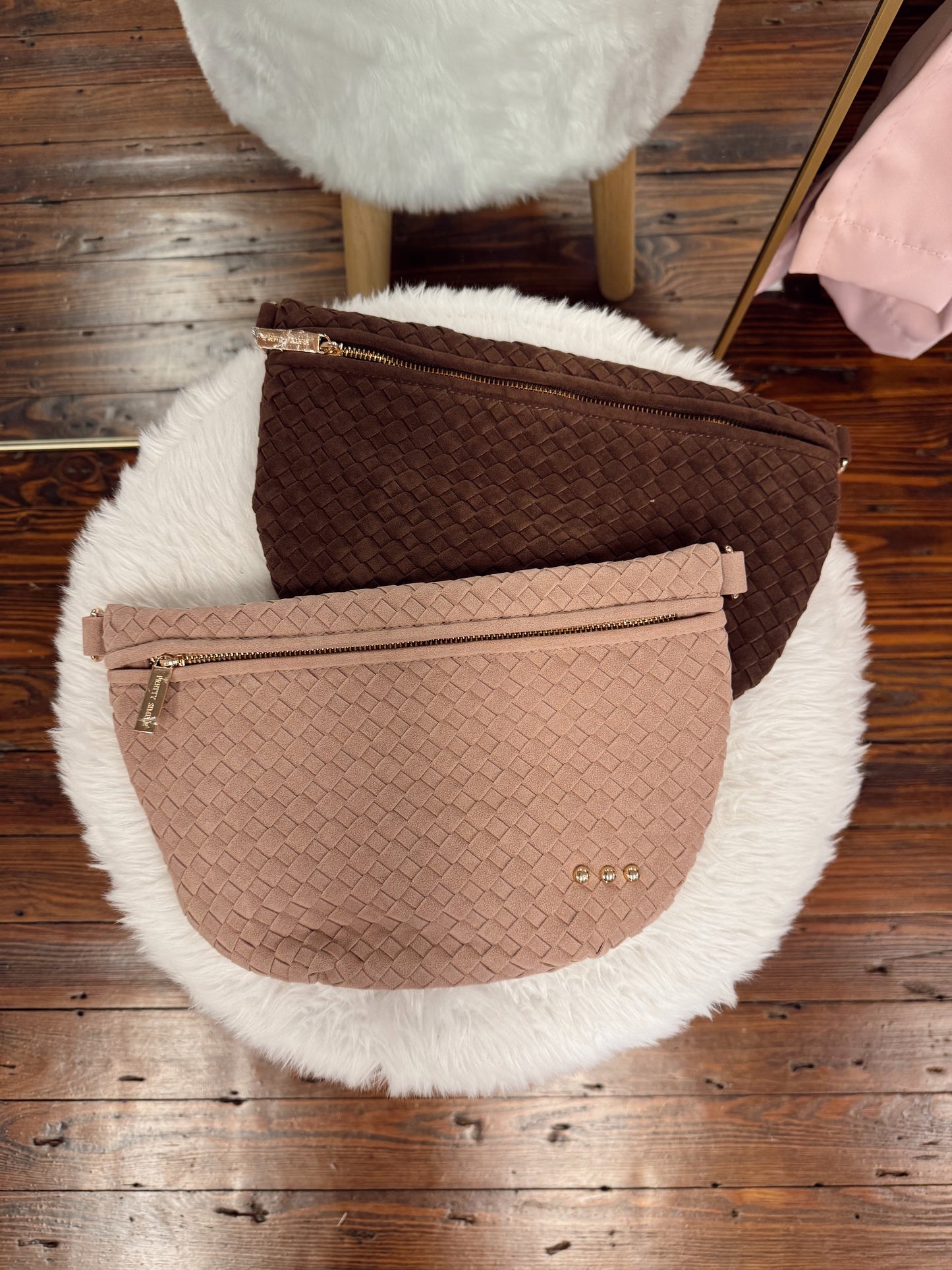 The Dolly Crossbody