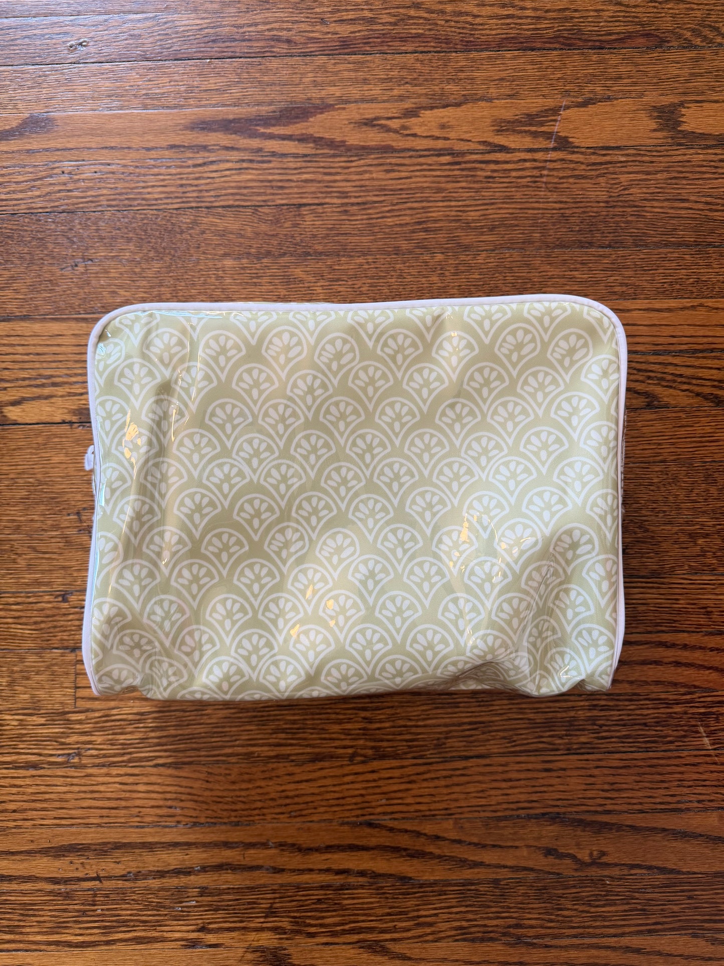 Jessa Green Floral Cosmetic Bag