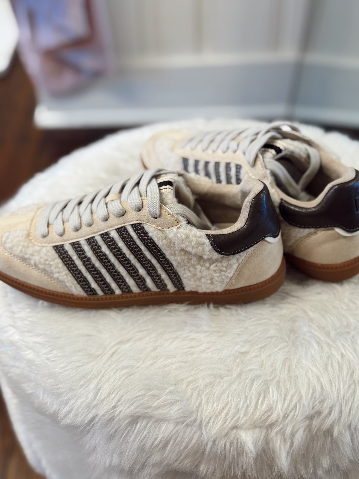 Stevie Beige Shearling Sneaker