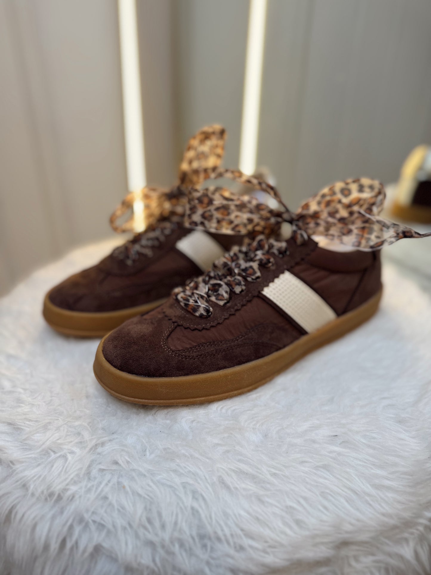 Dixie Side Strap Lace Up Sneakers