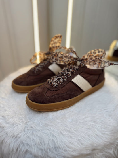 Dixie Side Strap Lace Up Sneakers