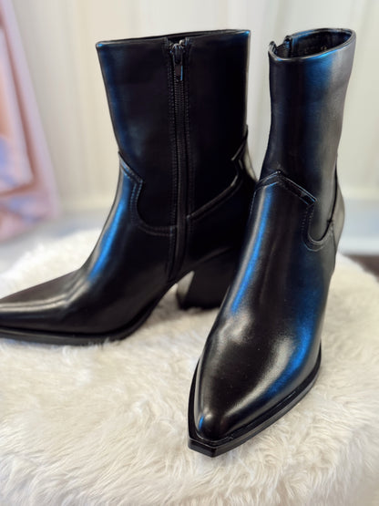 Victoria Black Bootie