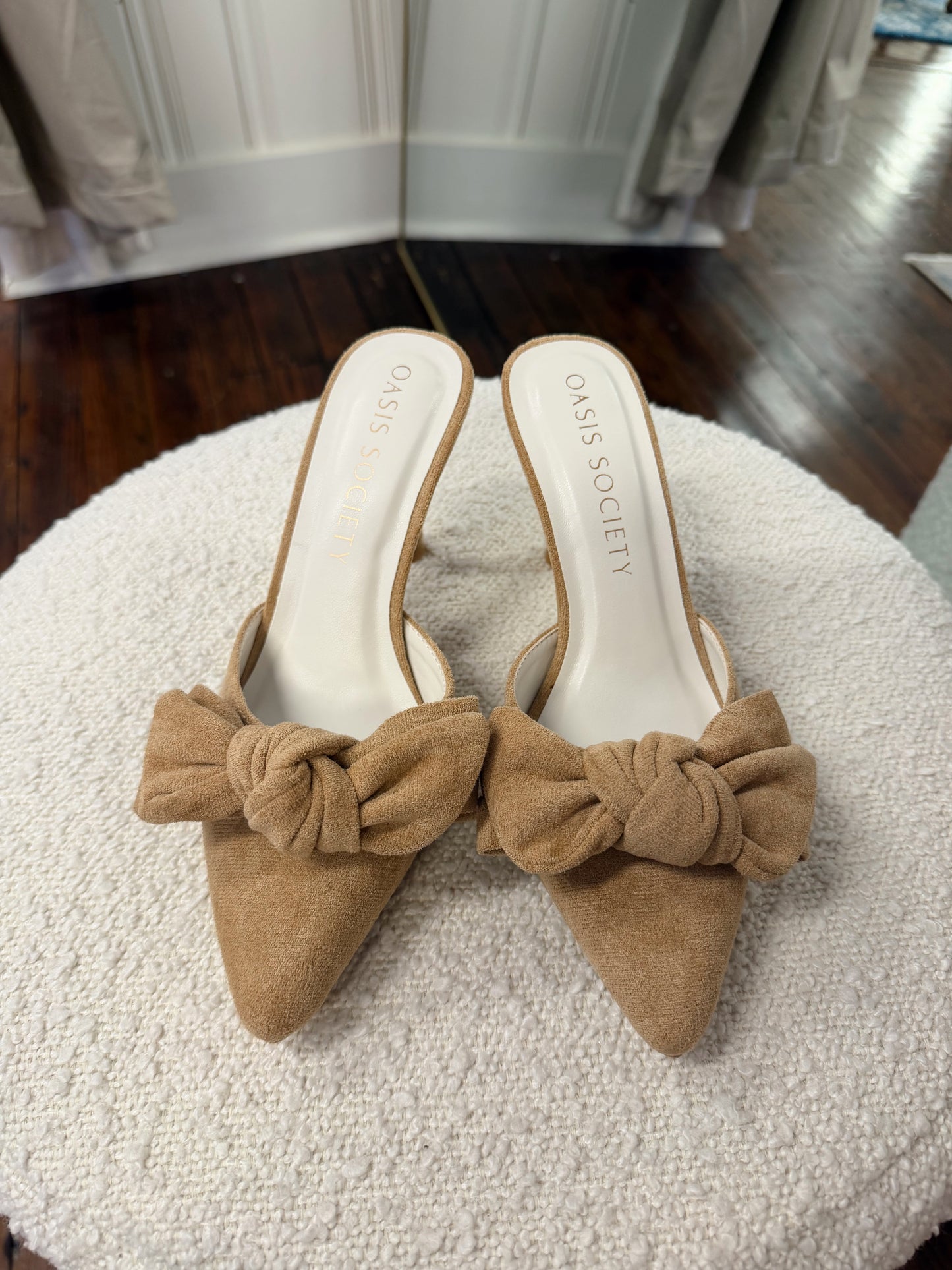 The Jane Sand Kitten Heel