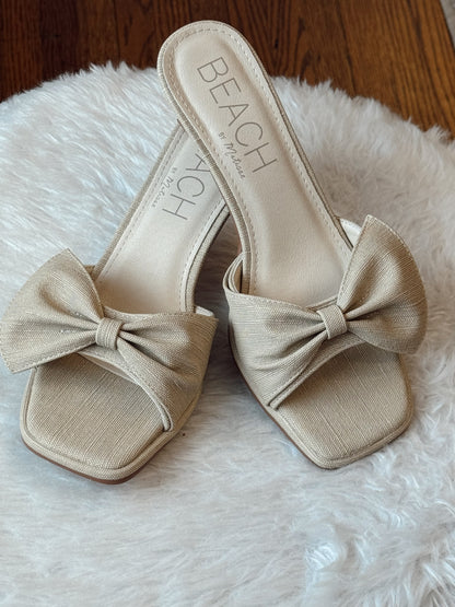 Pompano Natural Kitten Heel