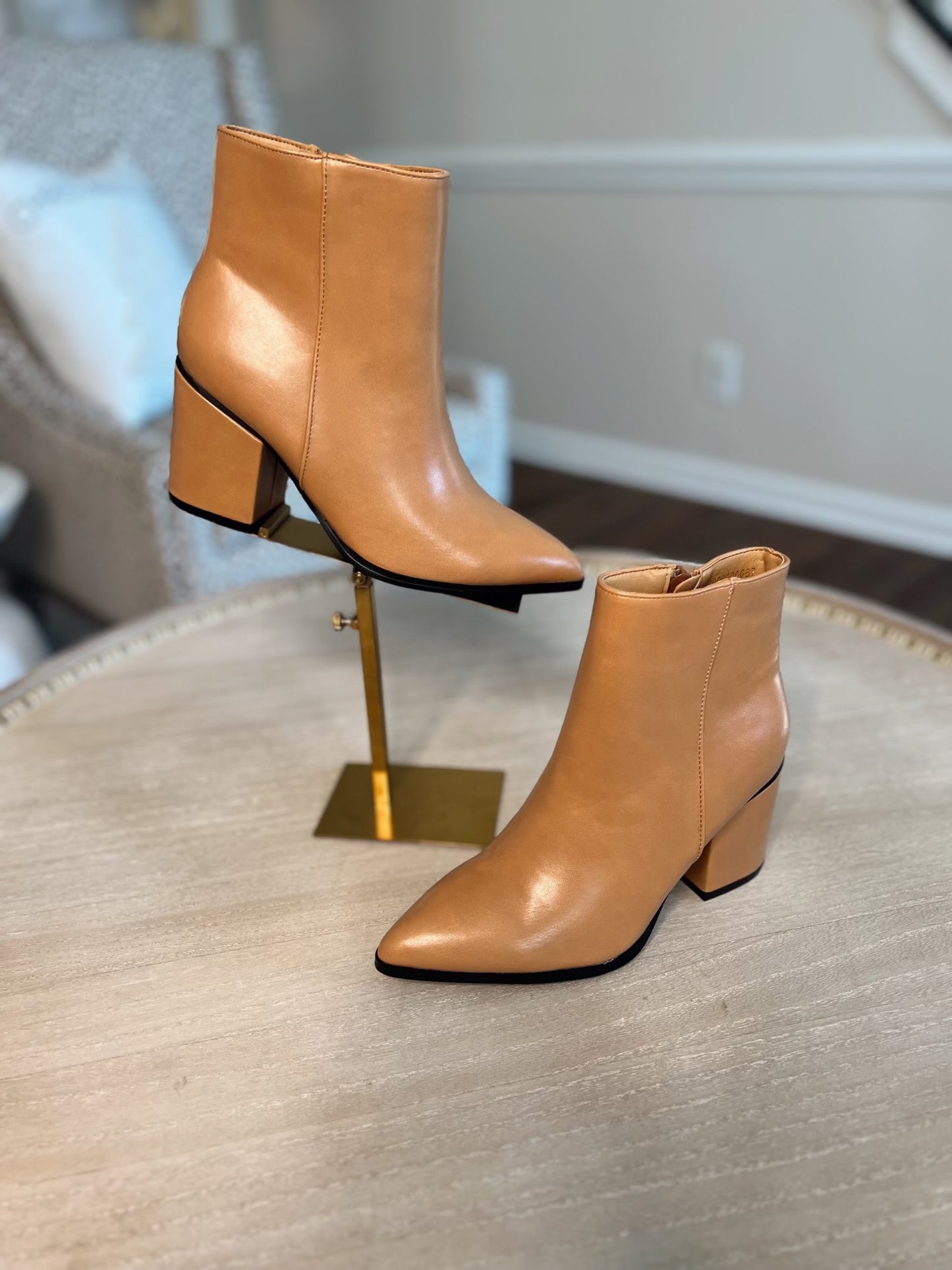 Vilma Caramel Bootie