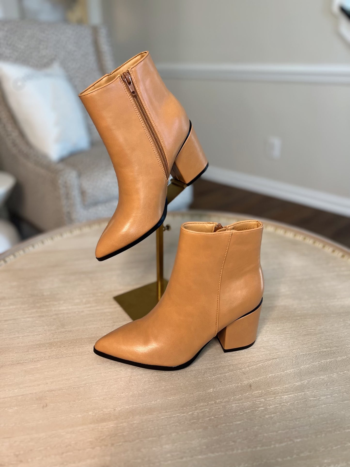 Vilma Caramel Bootie